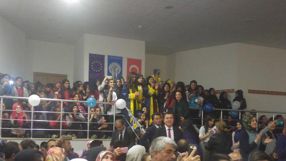 70. Yıl Cumhuriyet Mesleki ve Teknik Anadolu Lisesi Mezuniyet Töreni